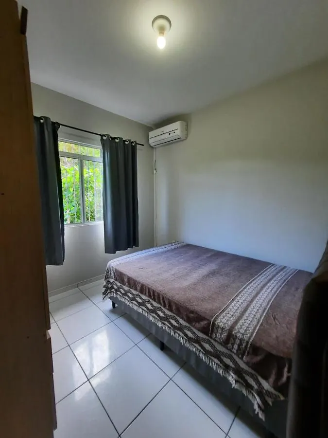 Casa FLORIANÓPOLIS, Praia de PONTA DAS CANAS,2 Brasil